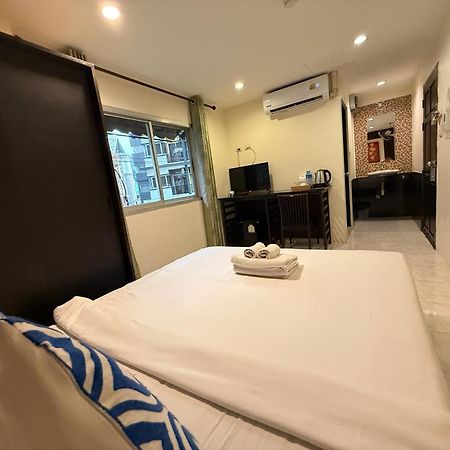 Thai Classic House Patong Exterior foto